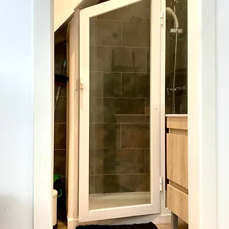 Between Historical Monuments * Лиссабон